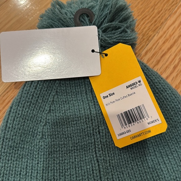 NWT Carhartt Beanie - Picture 3 of 3